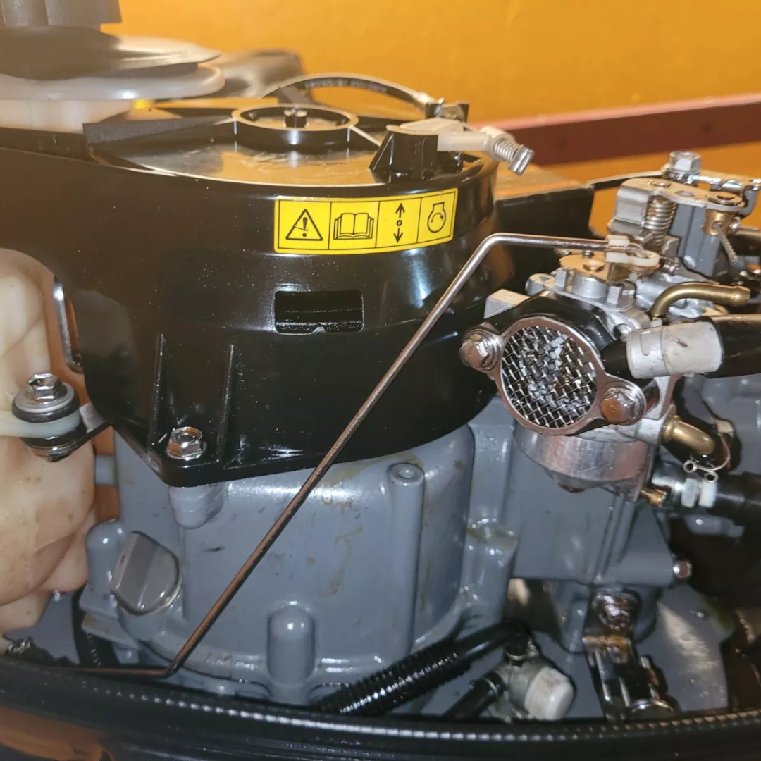 Approved Used: Suzuki 4HP Outboard Engine, 4-Stroke, Long Shaft, Pull Start, Tiller, Auxiliary