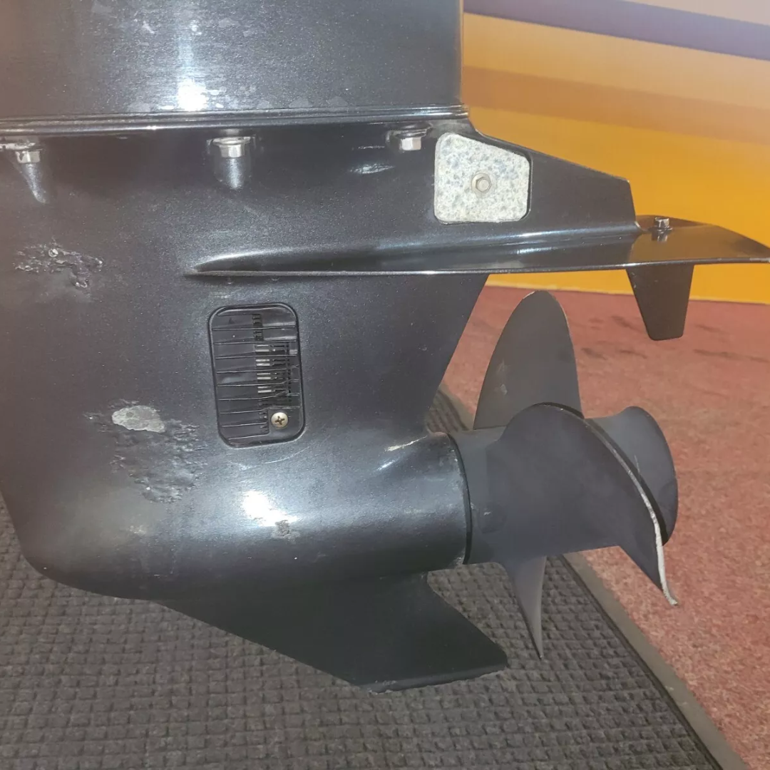 Approved Used: Evinrude ETEC 25hp Outboard Motor, Pull Start, Tiller Control, Long Shaft