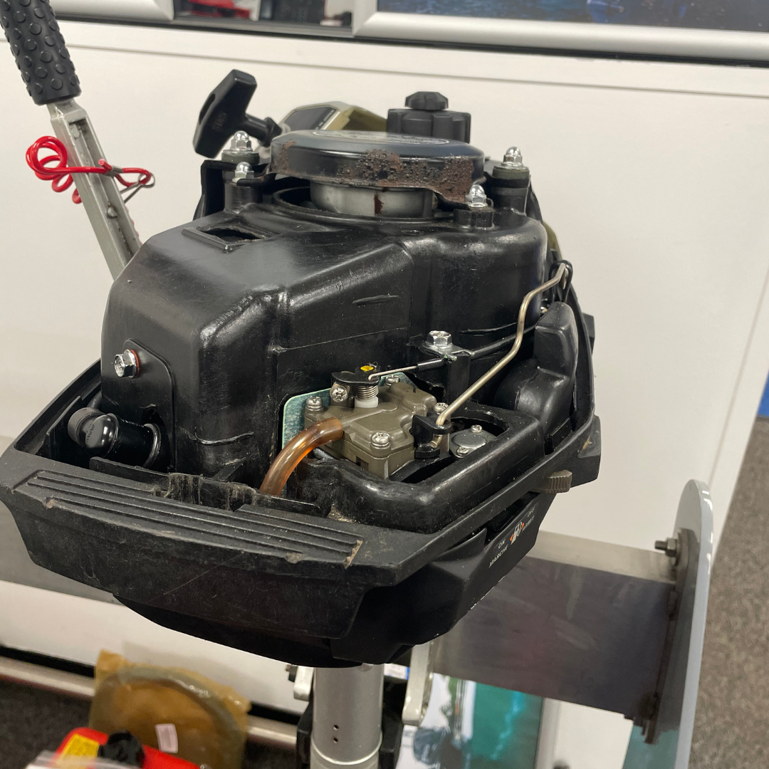 Approved Used: Honda 2HP Outboard Engine, 4-Stroke, Short Shaft, Pull Start, Tiller