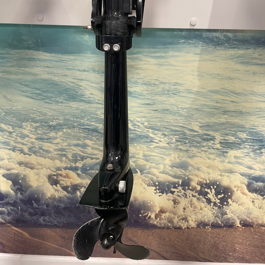 Approved Used: Suzuki DF2.5HP Outboard Engine, 4-Stroke, Short Shaft, Pull Start, Tiller