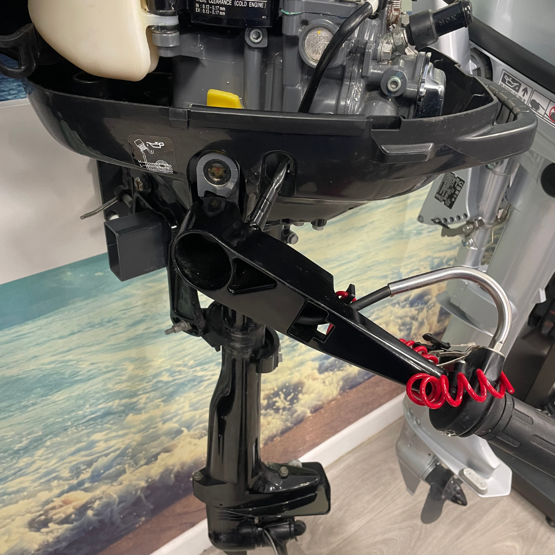 Approved Used: Suzuki DF2.5HP Outboard Engine, 4-Stroke, Short Shaft, Pull Start, Tiller