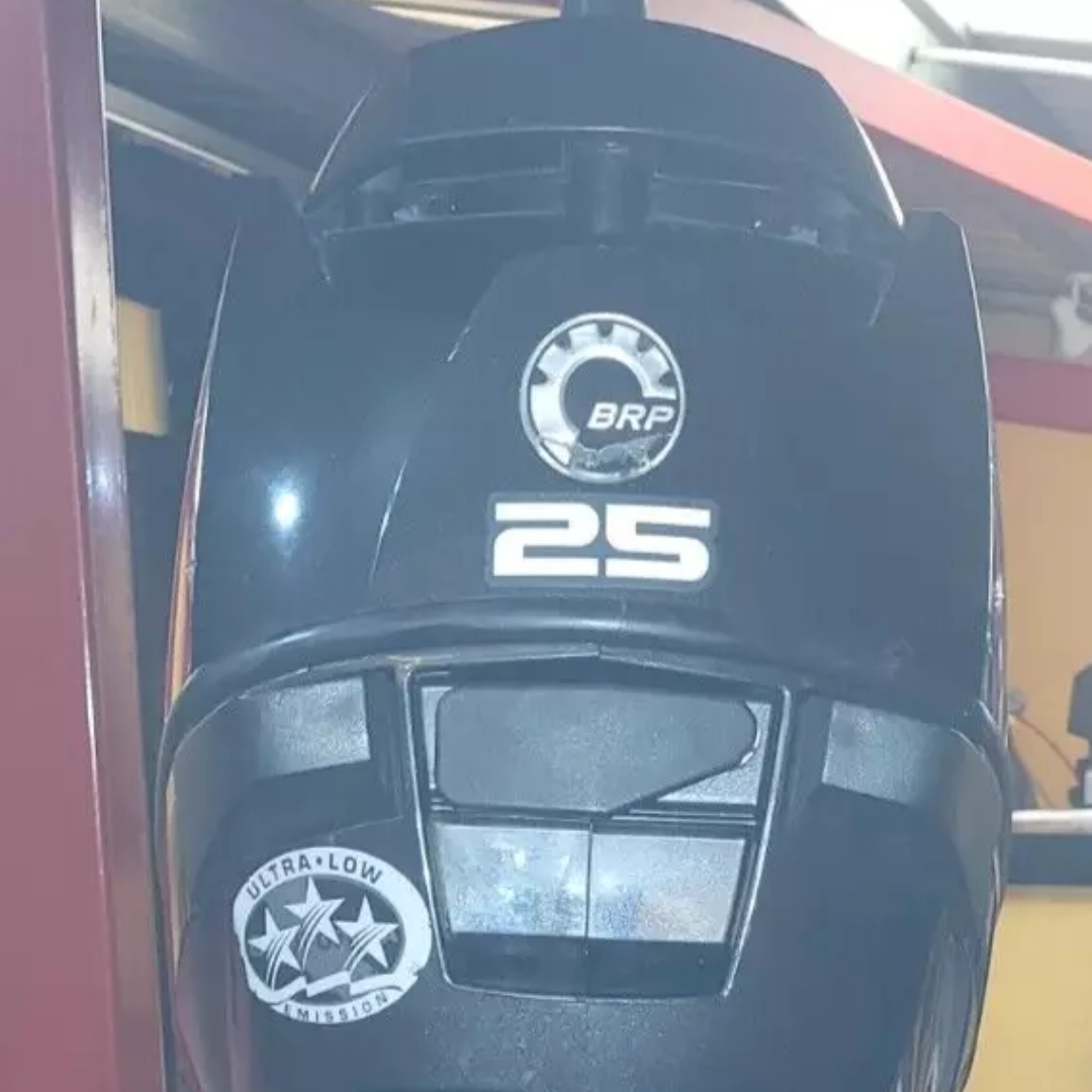 Approved Used: Evinrude ETEC 25hp Outboard Motor, Pull Start, Tiller Control, Long Shaft