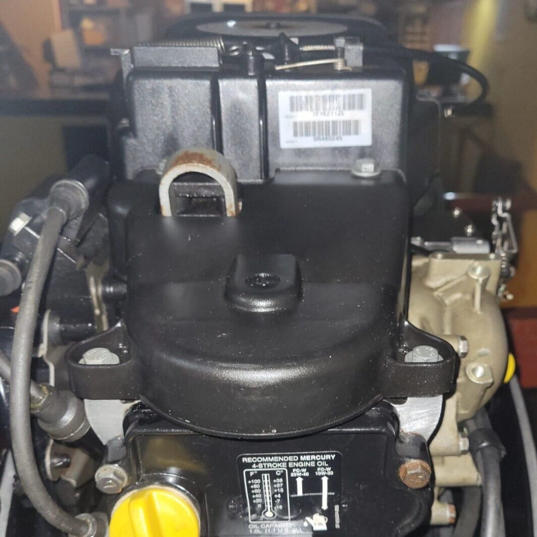 Approved Used: Mariner 15HP Outboard Engine, 4-Stroke, Long Shaft, Pull Start, Tiller