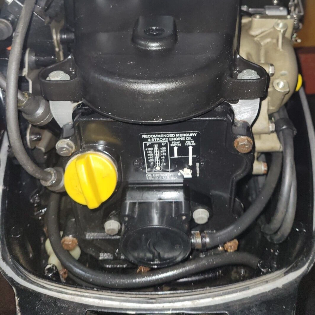 Approved Used: Mariner 15HP Outboard Engine, 4-Stroke, Long Shaft, Pull Start, Tiller