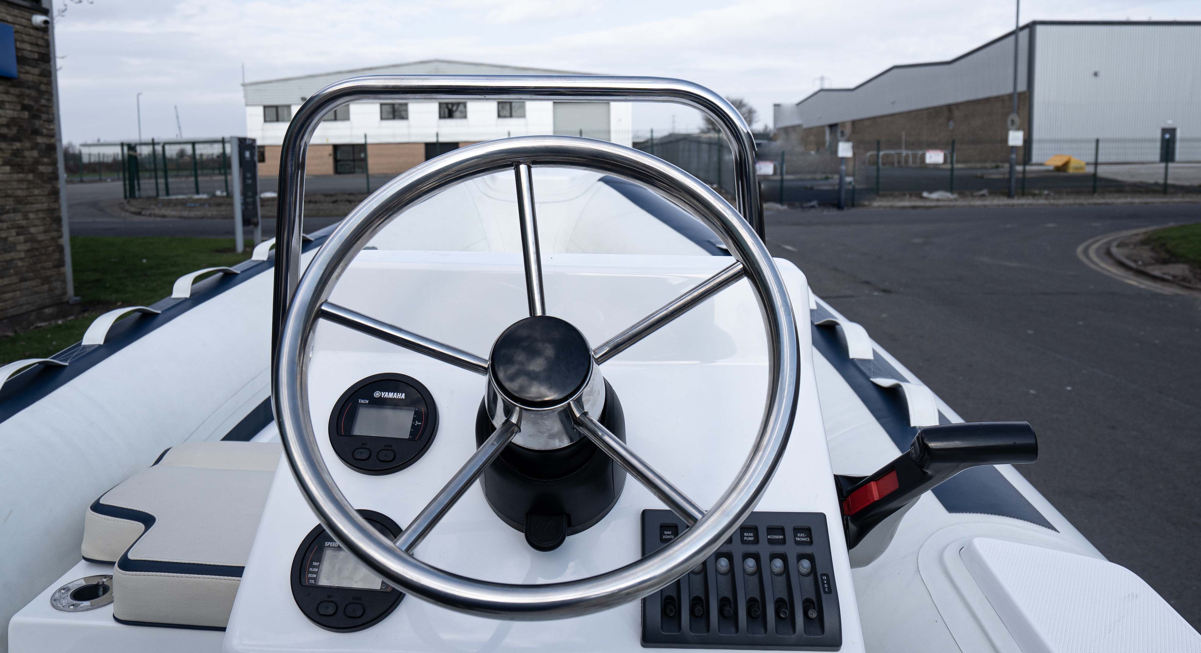 Novurania 430DL 2022, Yamaha 60hp and New Trailer