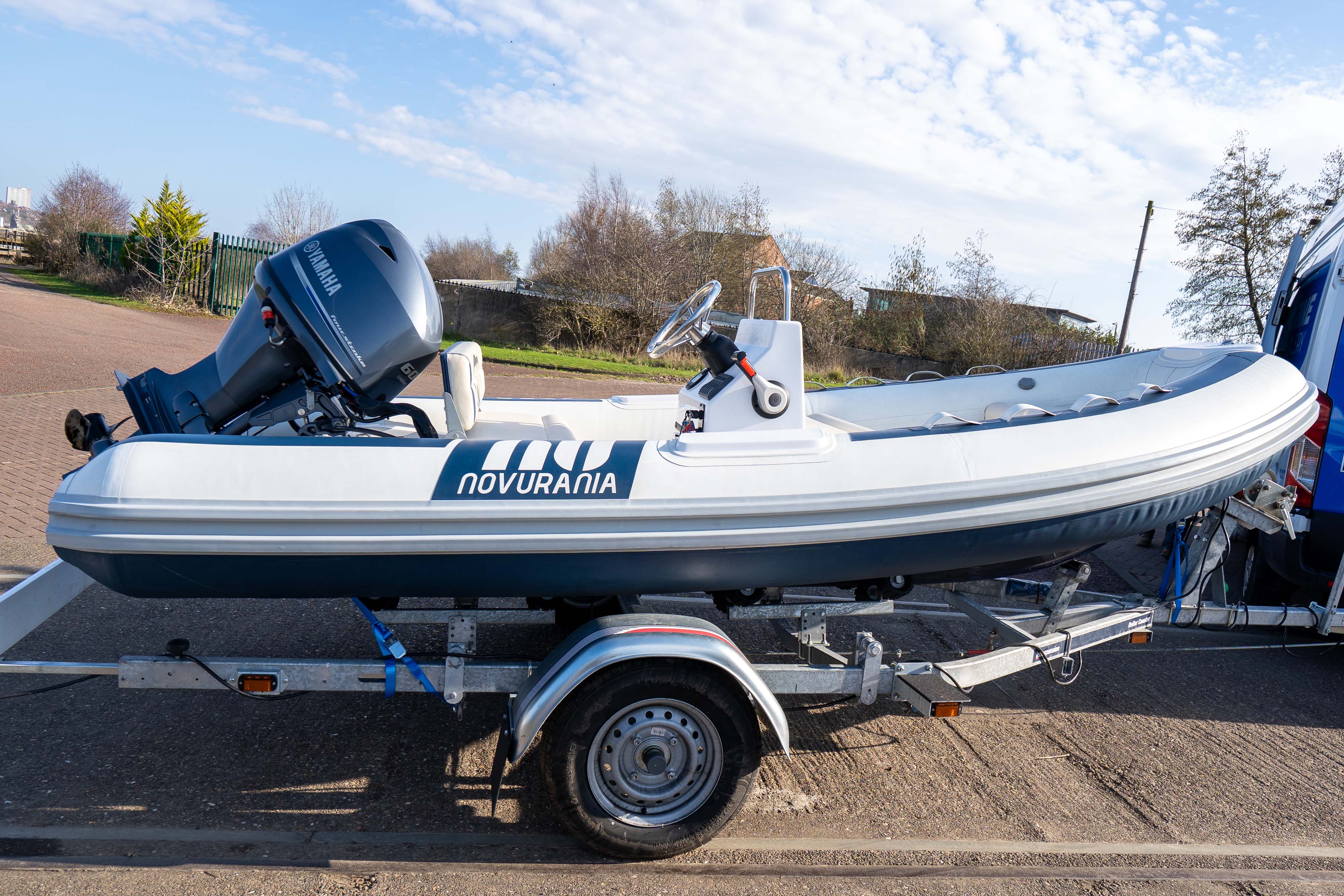 Novurania 430DL 2022, Yamaha 60hp and New Trailer