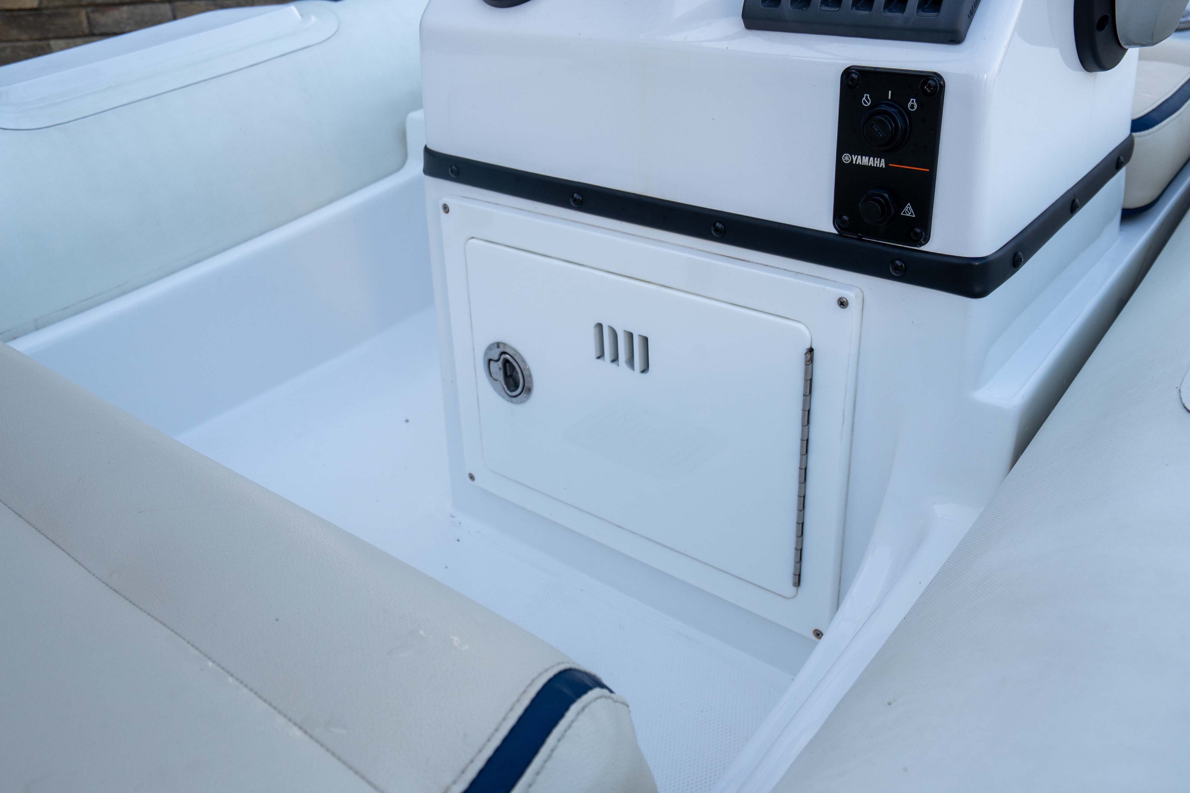 Novurania 430DL 2022, Yamaha 60hp and New Trailer