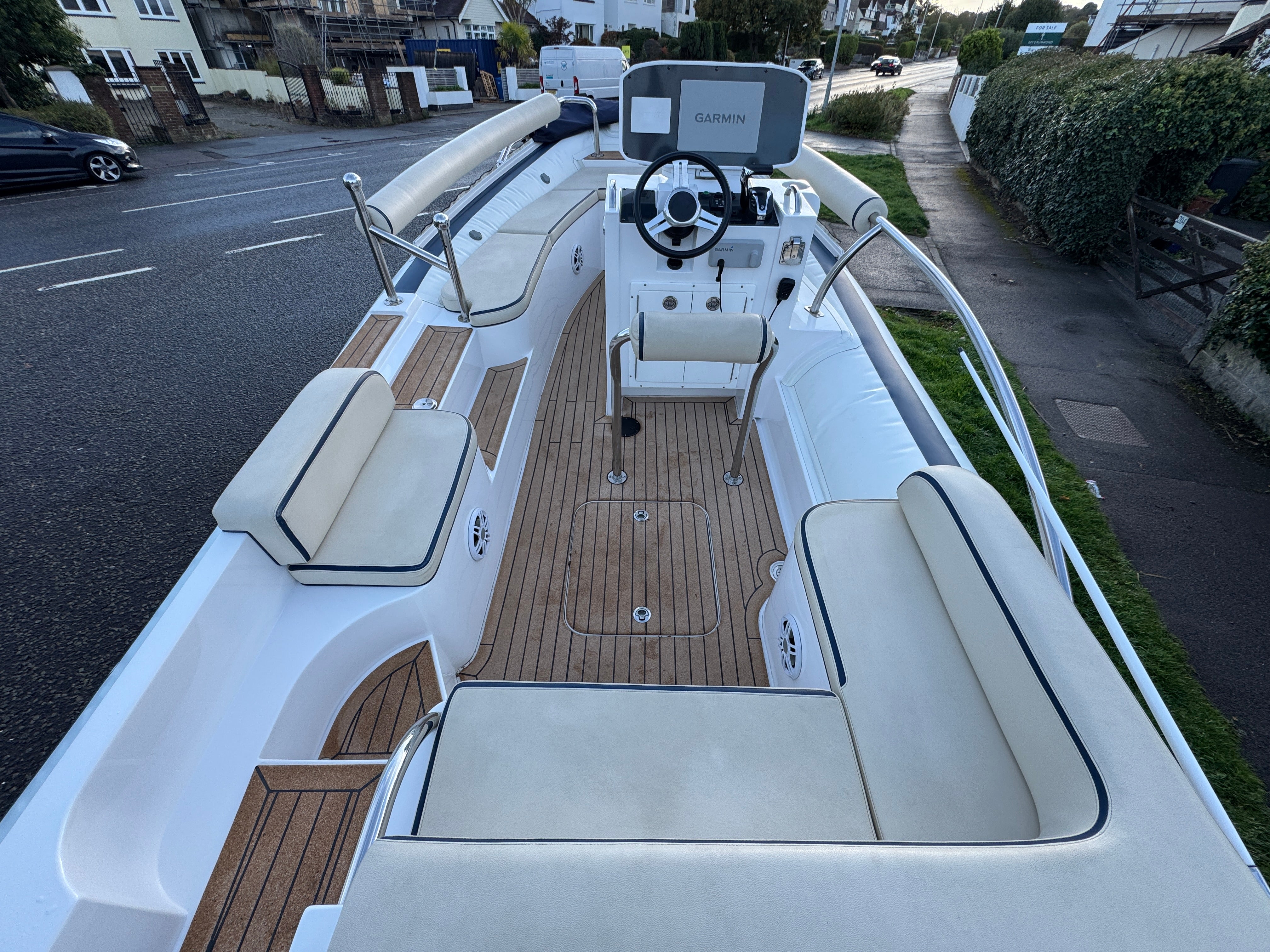 19ft 2022 Novurania LX 600