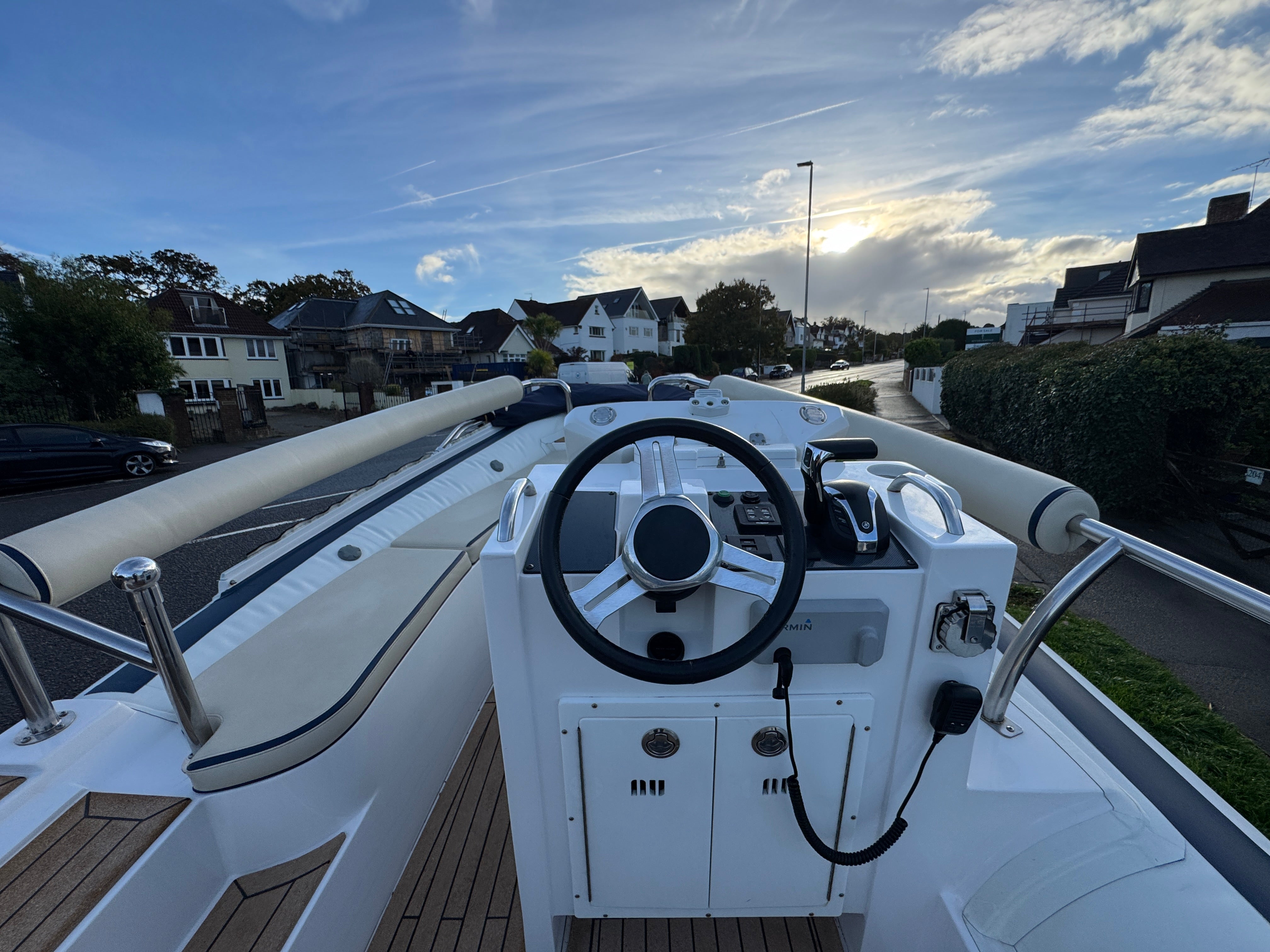 19ft 2022 Novurania LX 600