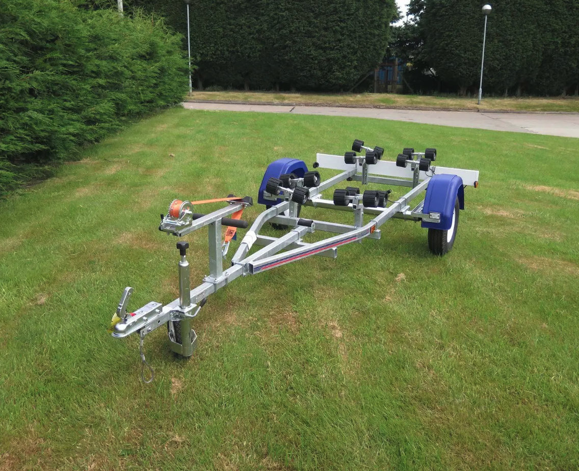 Indespension Coaster Micro Swing - 3.9m Marine Trailer