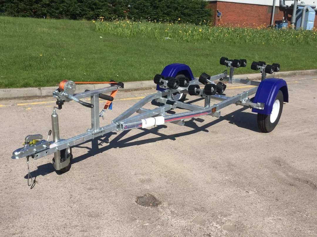 Indespension Coaster Mini Swing - 4.5m Marine Trailer