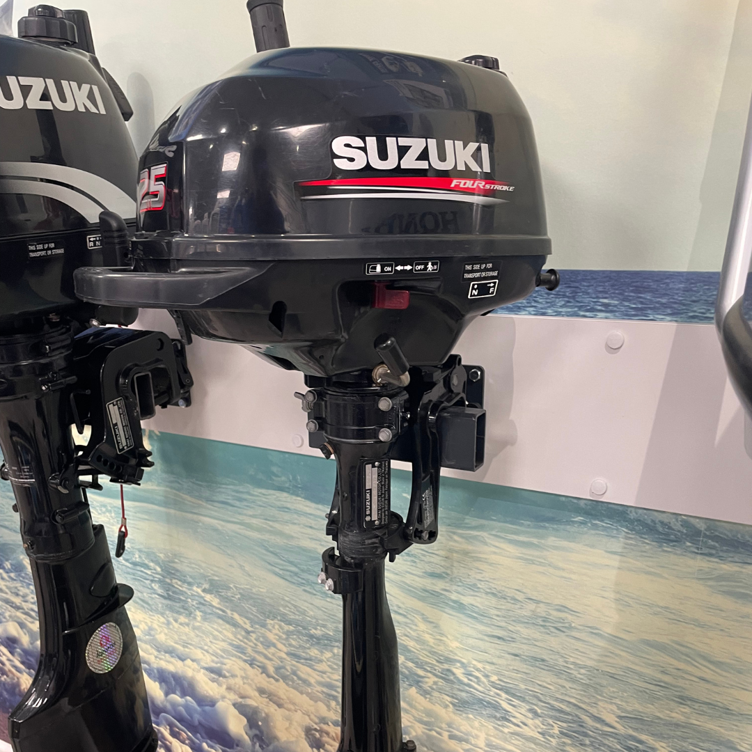 Approved Used: Suzuki DF2.5HP Outboard Engine, 4-Stroke, Short Shaft, Pull Start, Tiller