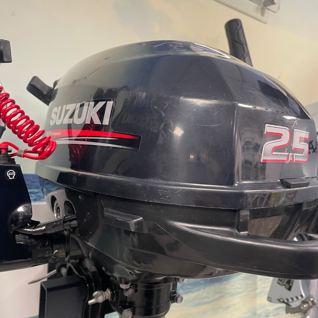 Approved Used: Suzuki DF2.5HP Outboard Engine, 4-Stroke, Short Shaft, Pull Start, Tiller