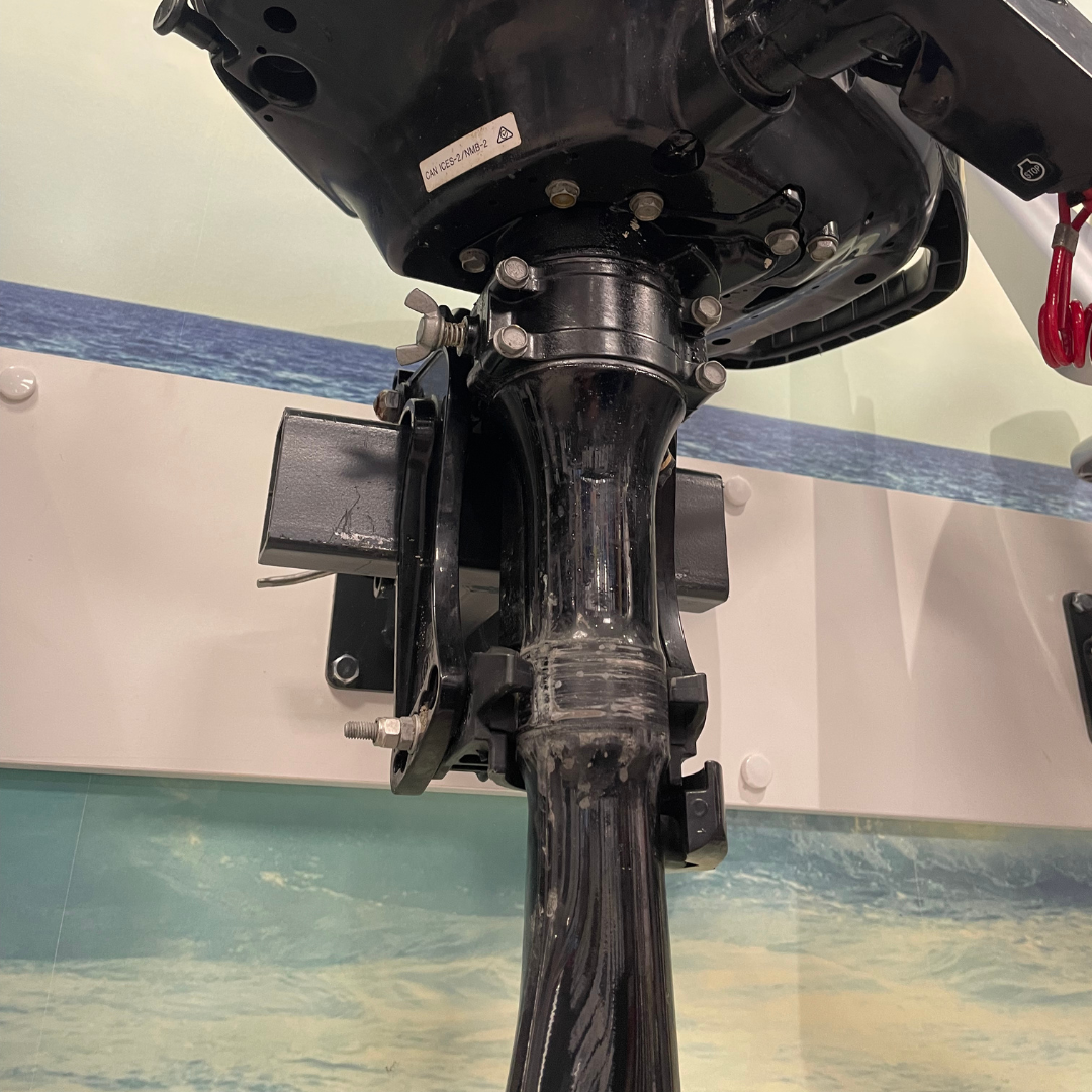 Approved Used: Suzuki DF2.5HP Outboard Engine, 4-Stroke, Short Shaft, Pull Start, Tiller