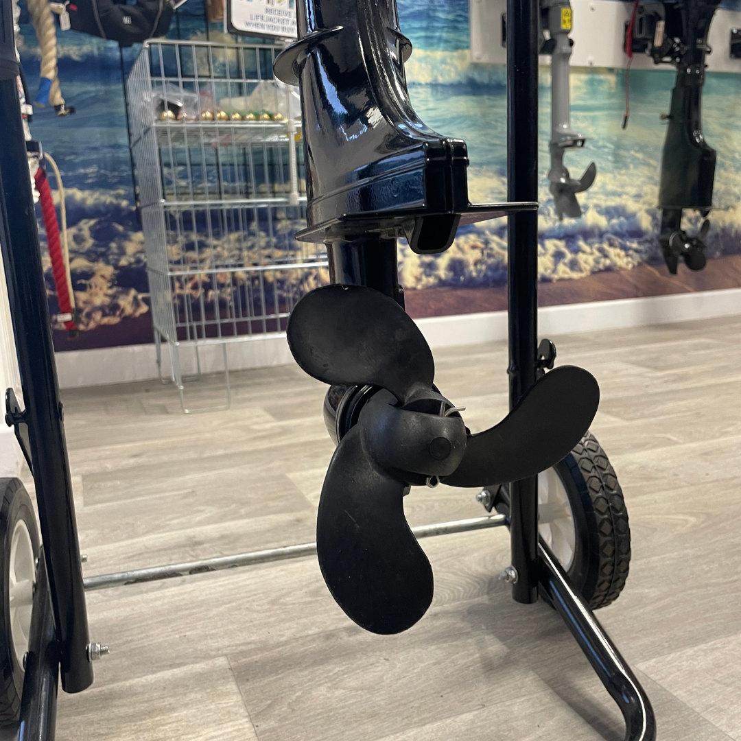 Approved Used: Mariner 3.5HP Outboard Engine, 4-Stroke, Short Shaft, Pull Start, Tiller