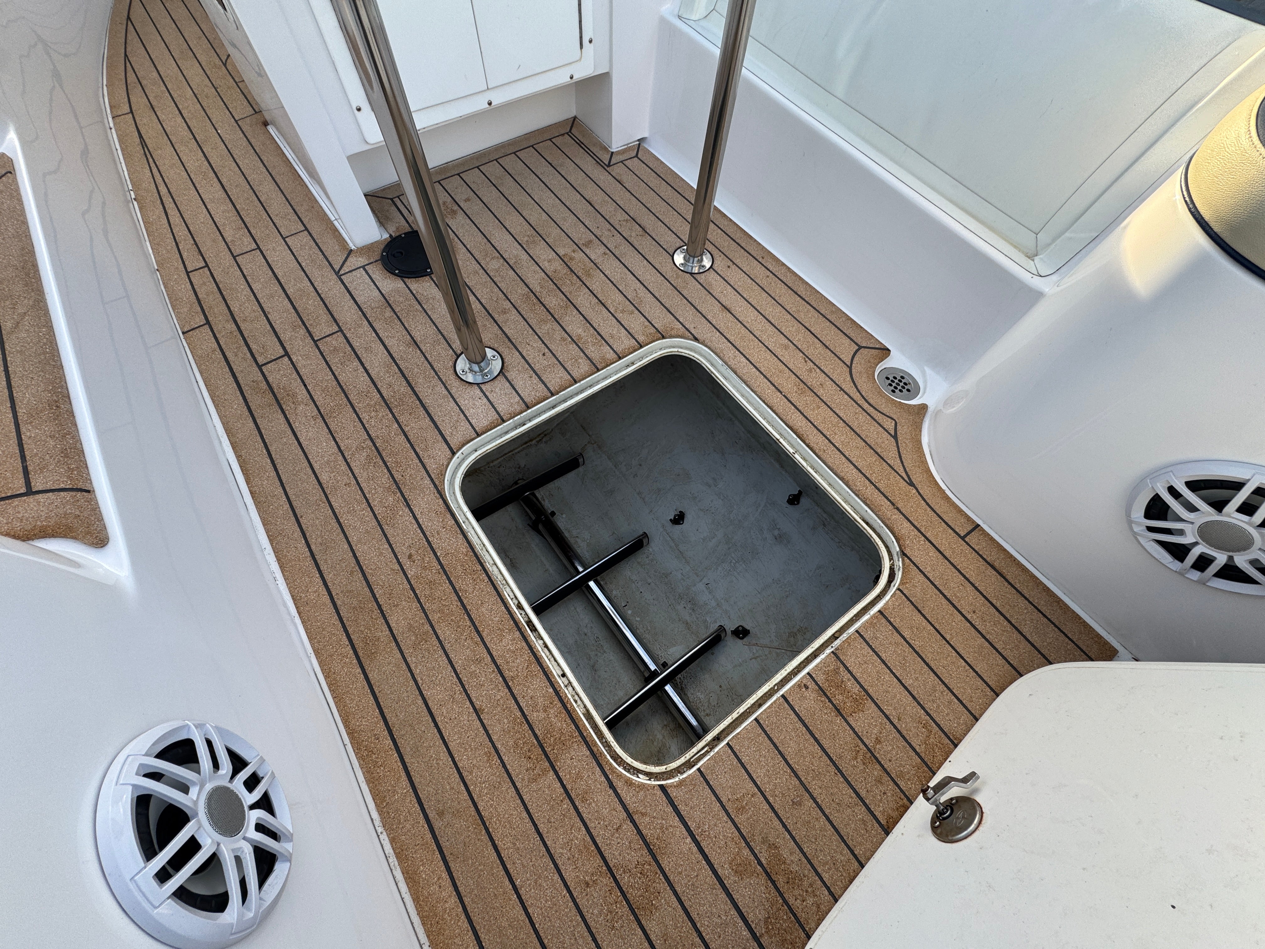 19ft 2022 Novurania LX 600