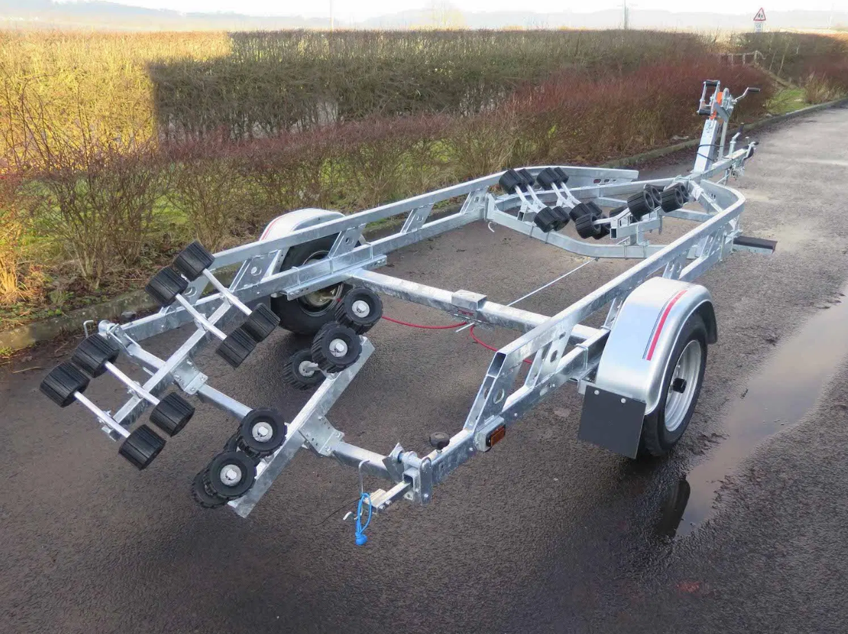 Indespension Roller Coaster 10 - 1650kg Marine Trailer