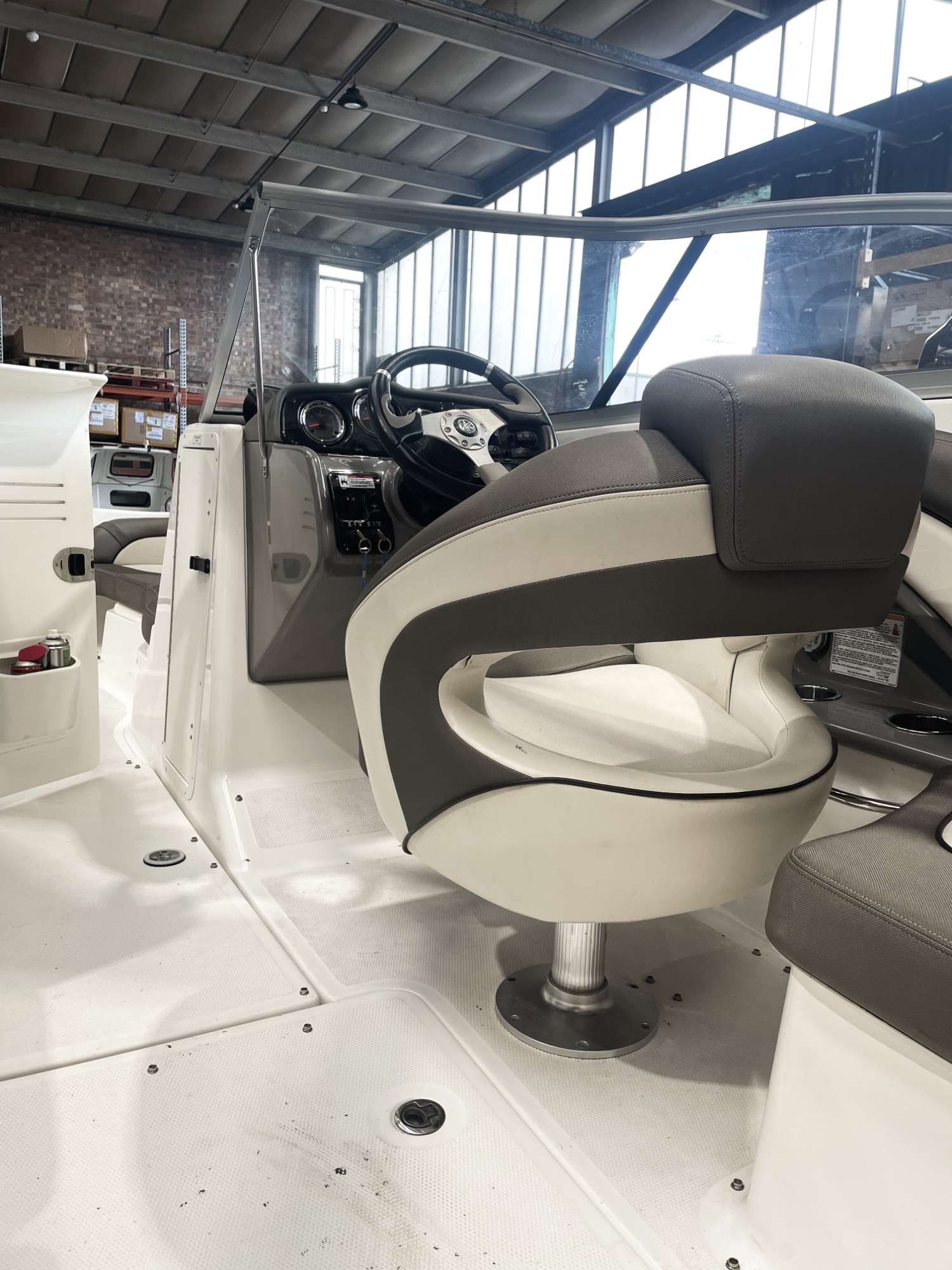 242 Limited S 2011 - High-Performance Jet Boat | Low Hours & Trailer Included